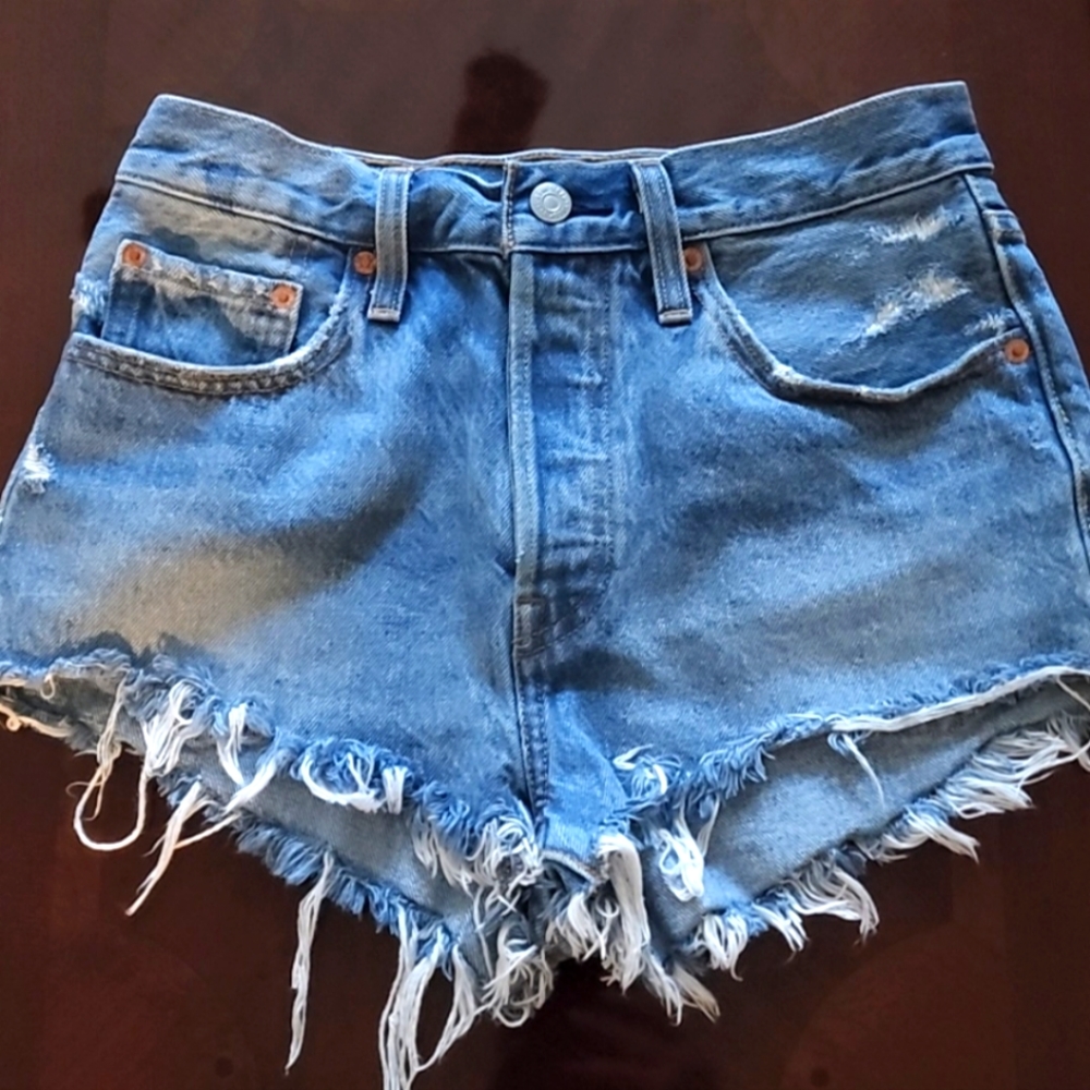 Levi's 501 micro cut-offs